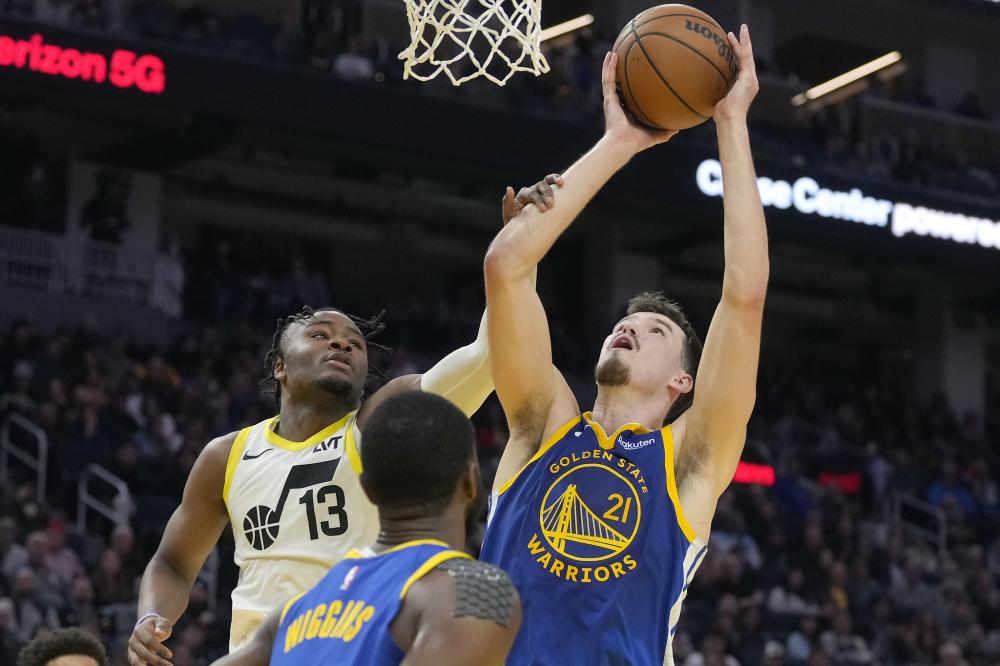 而他们则被 而他们则被